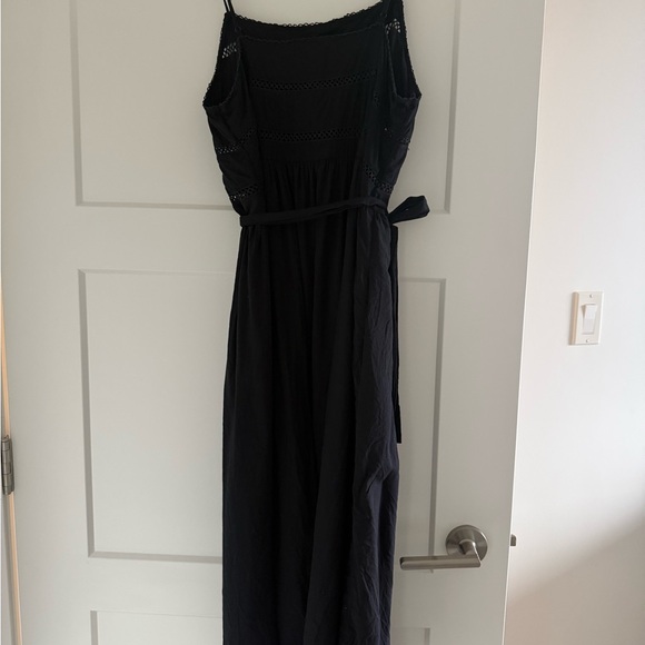 Wilfred Black Strapless Dress with Lace Detail - Picture 4 of 4